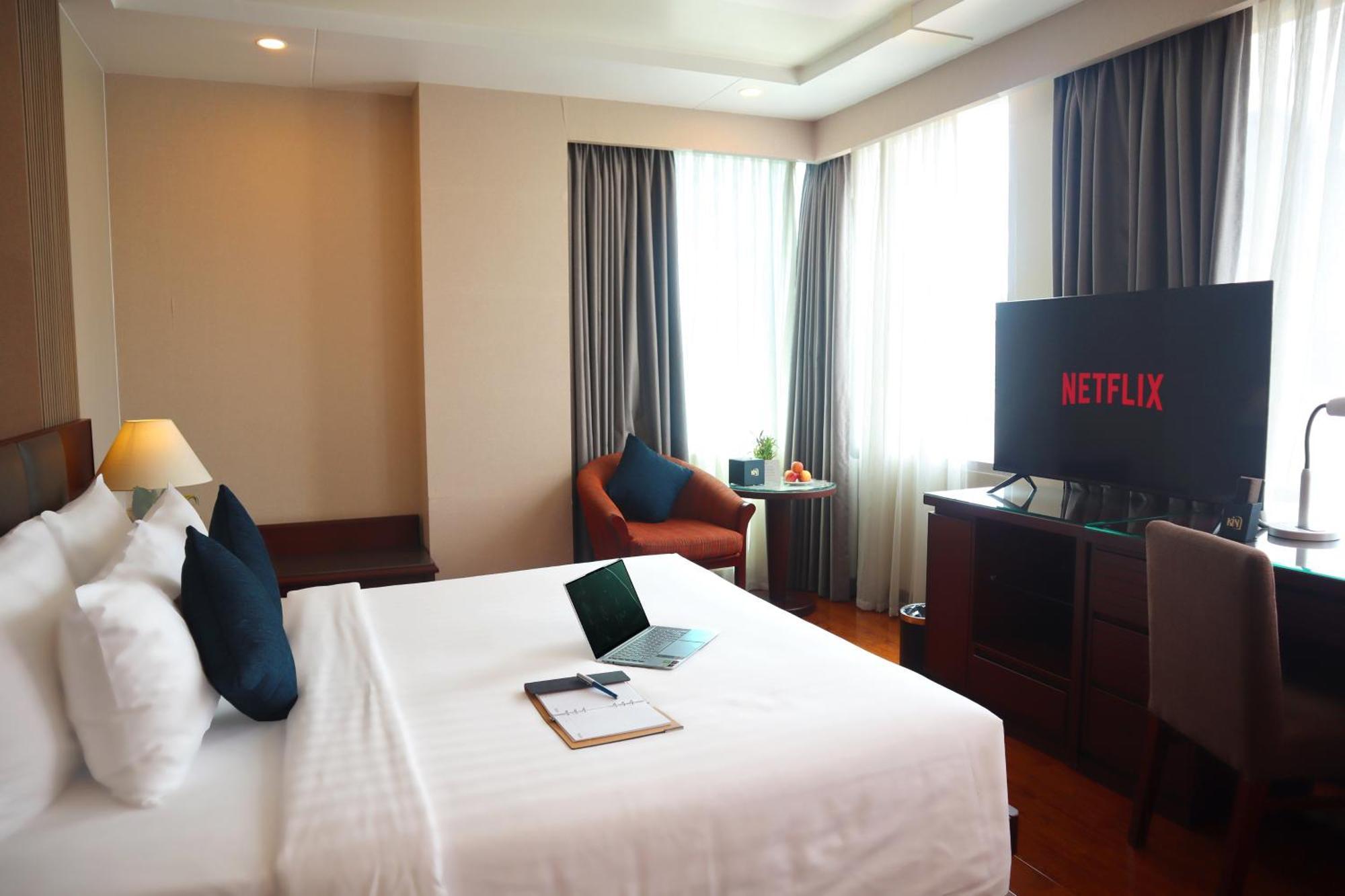 Kin Hotel Thi Sach Ho Şi Min Exterior foto