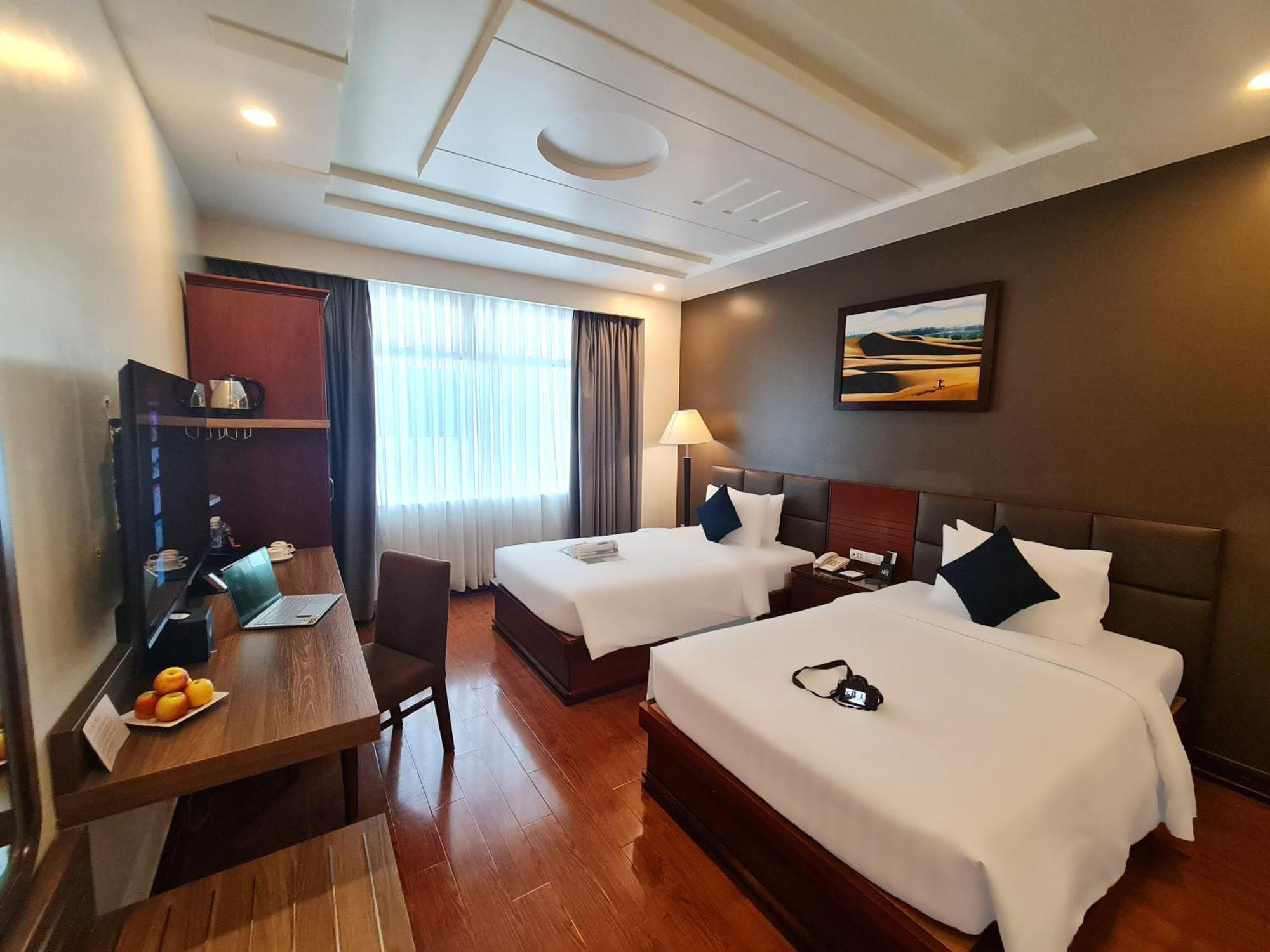 Kin Hotel Thi Sach Ho Şi Min Exterior foto