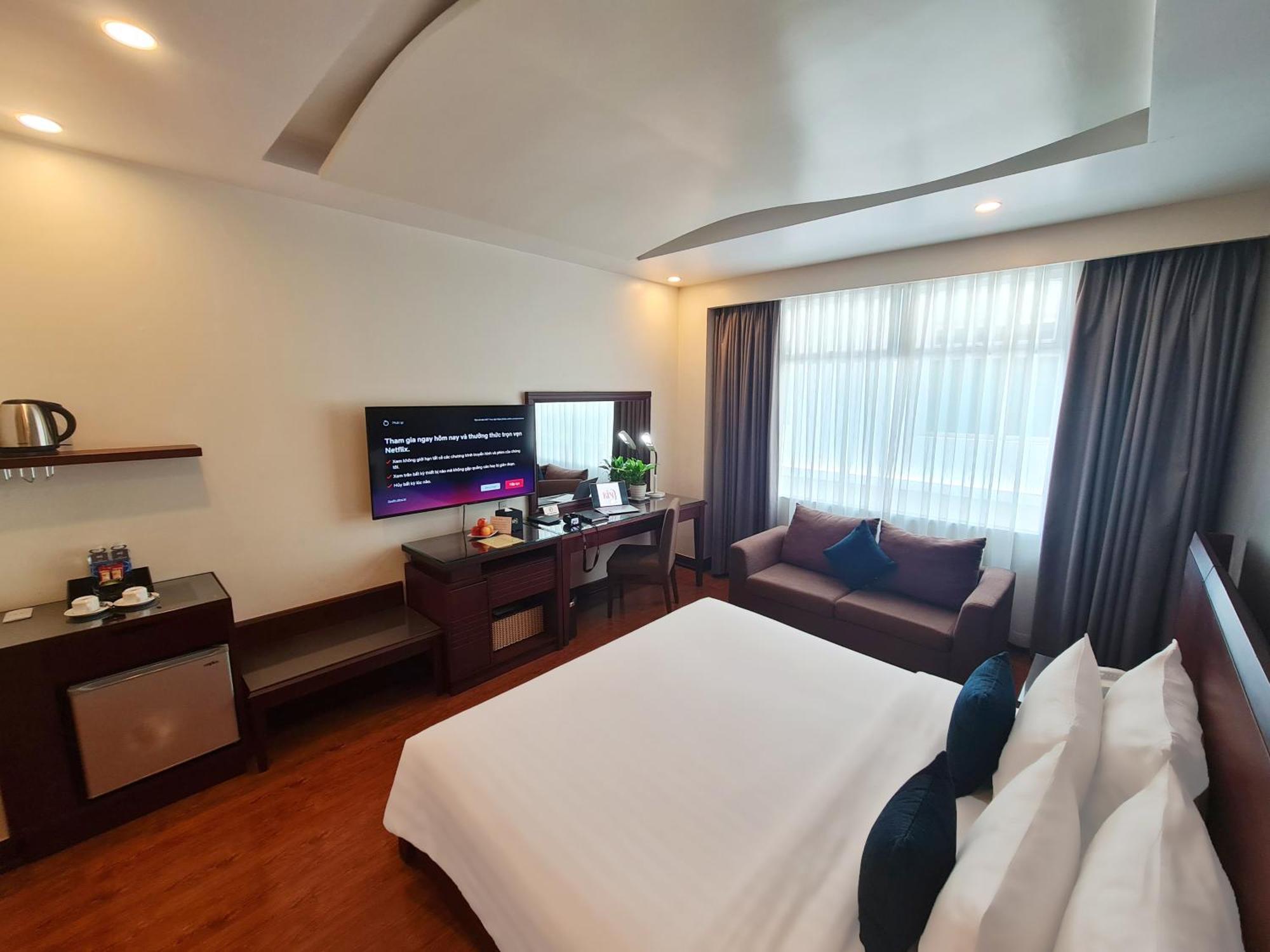 Kin Hotel Thi Sach Ho Şi Min Exterior foto