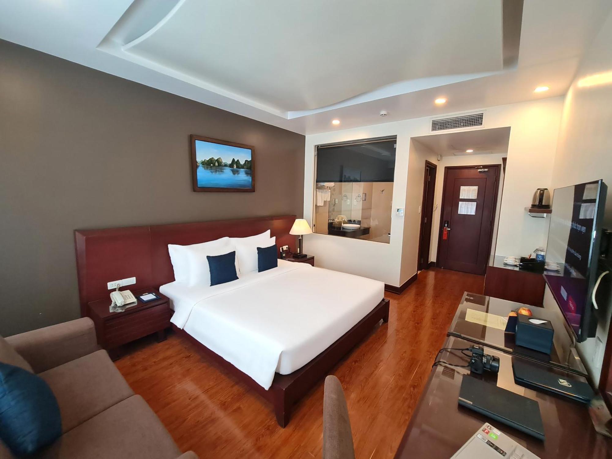 Kin Hotel Thi Sach Ho Şi Min Exterior foto