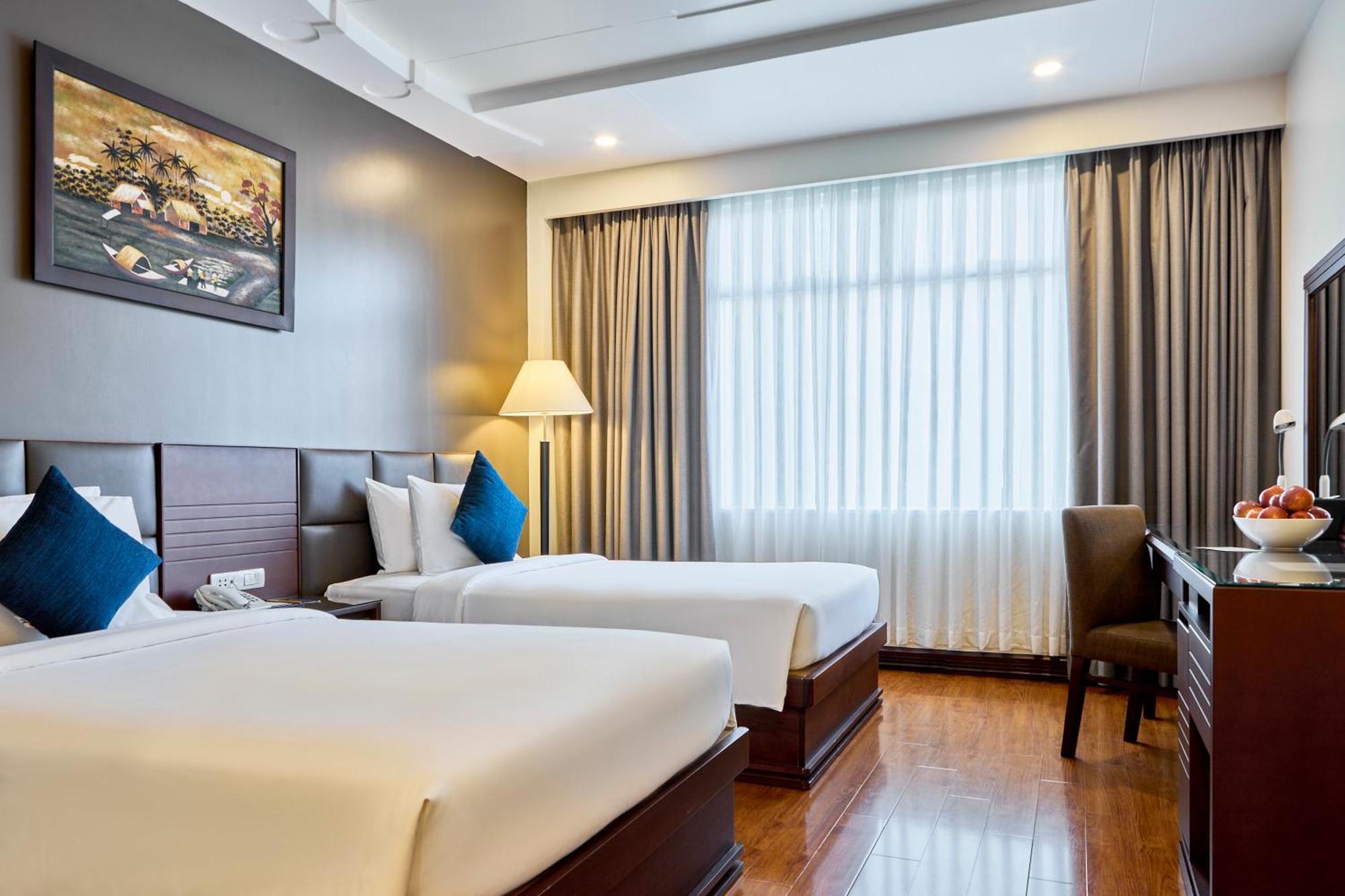 Kin Hotel Thi Sach Ho Şi Min Exterior foto